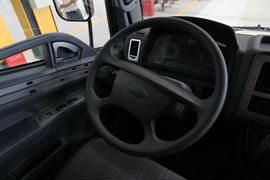 绿卡S&nbsp;载货车驾驶室                                               图片