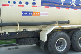 东风柳汽底盘&nbsp;粉粒物料运输车上装图片