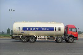 一汽解放底盘&nbsp;粉粒物料运输车外观图片