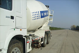 重汽豪沃(HOWO)底盘&nbsp;混凝土搅拌车上装                                                图片