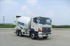 广汽日野底盘&nbsp;混凝土搅拌车外观                                                图片