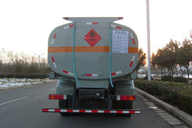 一汽解放底盘&nbsp;液体运输车外观图片