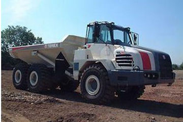 特雷克斯TA25铰接式卡车