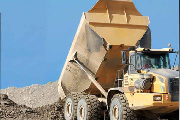 贝尔B45D铰接式卡车