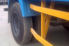 江铃经典顺达 116马力 4.22米单排厢式轻卡