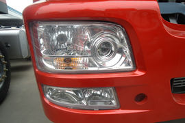 豪瀚J7B&nbsp;牵引车外观                                                图片