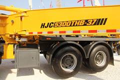 山推 37米混凝土泵车(沃尔沃底盘)