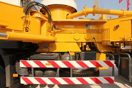 沃尔沃底盘 泵车&nbsp;泵车底盘                                                图片