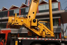 70吨级 吊车&nbsp;吊车上装                                                图片