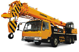 20吨级 吊车&nbsp;吊车外观                                                图片