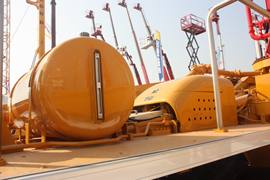 徐工--奔驰底盘 泵车&nbsp;泵车上装                                                图片