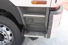 徐工 37米混凝土泵车(奔驰底盘)