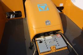 徐工--沃尔沃底盘 泵车&nbsp;泵车上装                                                图片