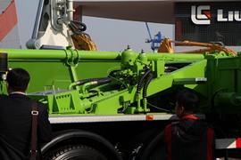 奔驰底盘 泵车&nbsp;泵车上装                                                图片