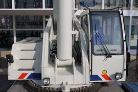 汽车起重机 吊车&nbsp;吊车外观                                                图片