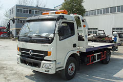 东风 多利卡 140马力 4X2 清障车(江特牌)(EQ5080TQZK)