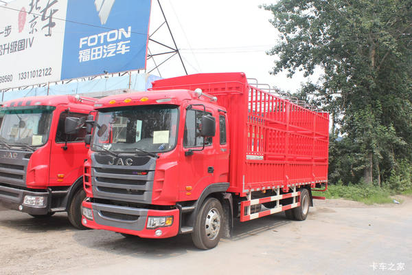江淮 格尔发K3L中卡 180马力 4X2 6.77米排半仓栅式载货车(HFC5161CCYP3K1A50S1V)