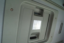 远征&nbsp;牵引车驾驶室                                               图片