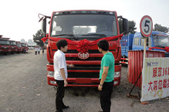 青岛解放 新悍威(J5M)中卡 160马力 4X2 6.75米仓栅式载货车(底盘)(CA5167XXYP1K2L2EA80)