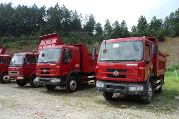 东风柳汽 乘龙 220马力 4X2 5.3米自卸车(LZ3120RAKA)外观图片