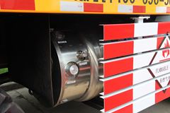 宇通重工 380马力 6X4 宽体矿用自卸车