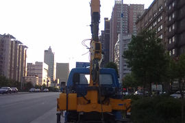 金刚&nbsp;随车吊底盘图片