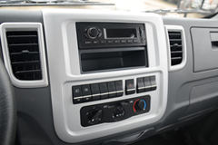 中国重汽HOWO 悍将 115马力 4.2米单排栏板轻卡