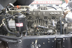 东风柳汽 霸龙重卡 260马力 4X2 牵引车(LZ4181PAF)