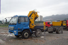 徐工 瑞龙 220马力 6X2 随吊车(徐工牌)(XZJ5251JSQX)