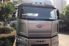 解放 J6P重卡 370马力 6X4 牵引车(CA4250P66K24T1A3HE)