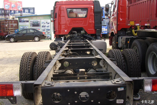 特惠:2018款 J6L 160马力 7.7米红