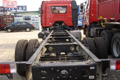 解放 J6L中卡 160马力 4X2 厢式载货车(CA5160XXYP62K1L4A1E)