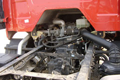 解放 J6L中卡 160马力 4X2 厢式载货车(CA5160XXYP62K1L4A1E)