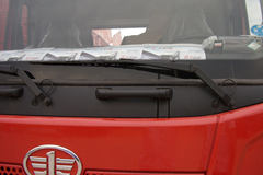 解放 J6L中卡 160马力 4X2 厢式载货车(CA5160XXYP62K1L4A1E)