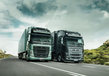 �ֶ��� ��FH16�ؿ� 700���� 4X2 ǣ����ͼƬ