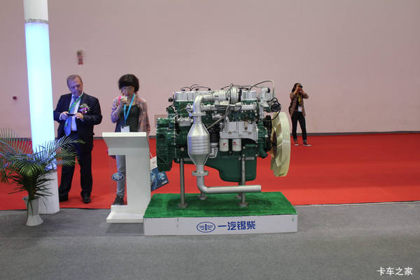 锡柴CA6SL2-29NE3 290马力 8.6L 国三 柴油发动机