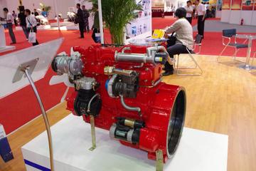 全柴4F1-115C40 115马力 3.86L 国四 柴油发动机