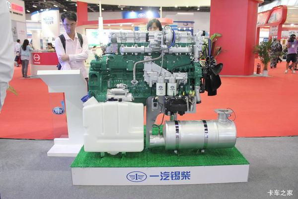 锡柴CA6SE1-18E5N 180马力 6.6L 国五 天然气发动机