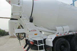 北奔重卡&nbsp;混凝土搅拌车上装                                                图片