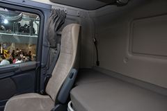 斯堪尼亚 R系列重卡 480马力 6X2R牵引车(型号R480 LA6X2/4MNB)