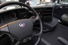 斯堪尼亚 G系列重卡 440马力 4X2长途牵引车(型号G440 LA4x2MNA)
