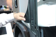 斯堪尼亚 P系列重卡 320马力 6X2 牵引车(型号P320 DB6X2*4MNB 城市垃圾车)