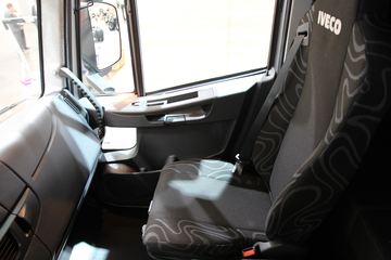 ��ά�� EuroCargoϵ�� 299���� 4X2 �ػ���ͼƬ