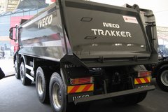 依维柯 Trakker系列重卡 500马力 8X4自卸车