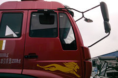 中国重汽 金王子重卡 266马力 4X2 牵引车(ZZ4181M3611C) 