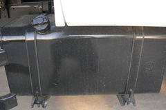 郑州日产 凯普斯达 130马力 3.2米双排栏板轻卡(ZN1050B5Z4)