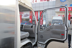 小解放 73马力 3.6米单排厢式轻卡