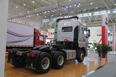 东风柳汽 乘龙康明斯M7C重卡 380马力 6X4 牵引车(LZ4257QDC)