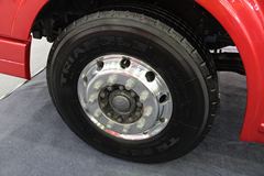 中国重汽 威泺 375马力 6X4 牵引车(ZZ4259N394CC1B)
