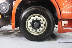 联合卡车U340 340马力 6X4 牵引车(SQR4250D6ZT4-2)